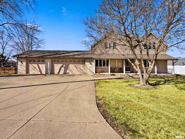 604 S PLEASANT HILL Road, East Peoria, IL 61611