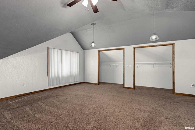 604 S PLEASANT HILL Road, East Peoria, IL 61611