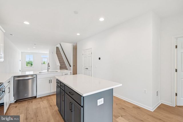 105 CASTAWAY, Winchester, VA 22603