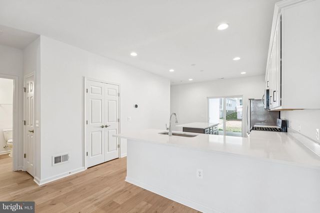 105 CASTAWAY, Winchester, VA 22603