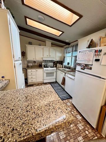 180 S Main Street, Red Bluff, CA 96080