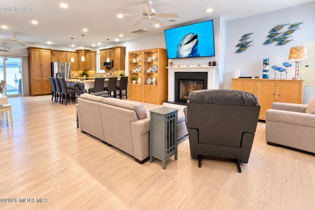121 Camden Avenue, Lavallette, NJ 08735