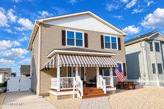 121 Camden Avenue, Lavallette, NJ 08735