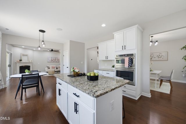 619 Laurel Berry Court, Apex, NC 27523