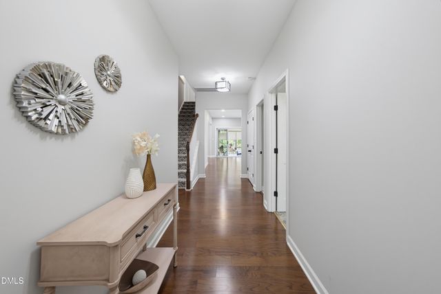 619 Laurel Berry Court, Apex, NC 27523