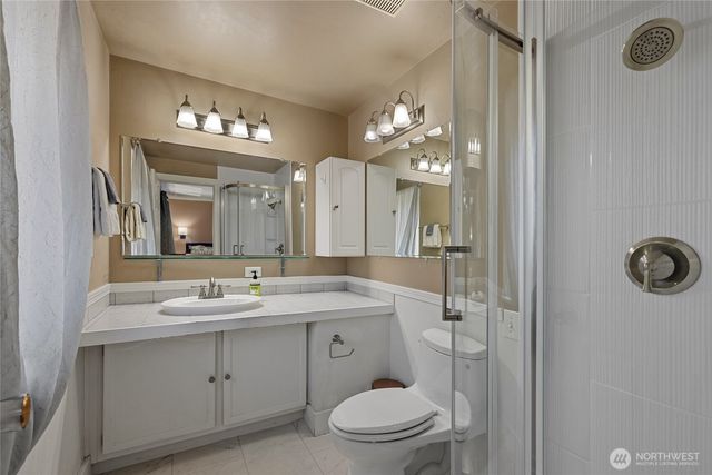 11621 19th Avenue SW, Burien, WA 98146
