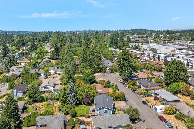 11621 19th Avenue SW, Burien, WA 98146
