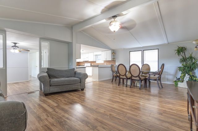 4165 Double Dee Rd., Aynor, SC 29511