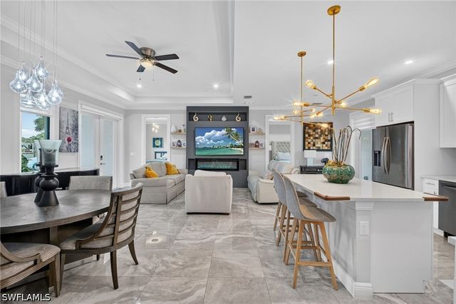 2885 41st AVE NE, Naples, FL 34120