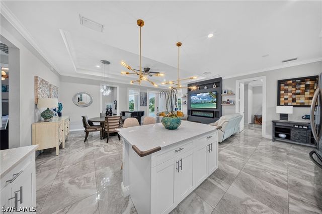2885 41st AVE NE, Naples, FL 34120