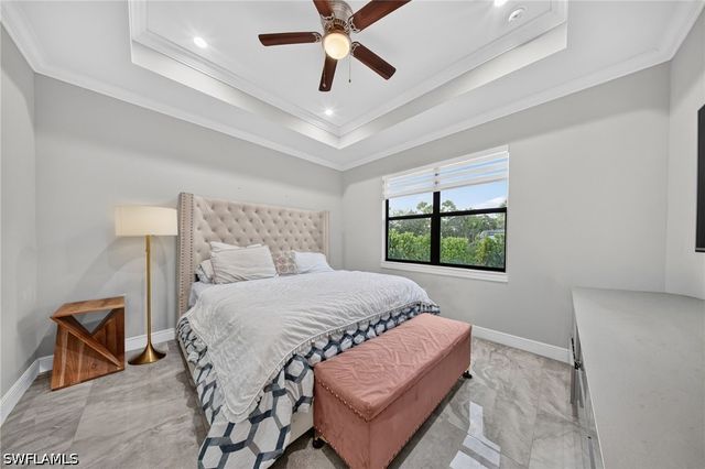 2885 41st AVE NE, Naples, FL 34120