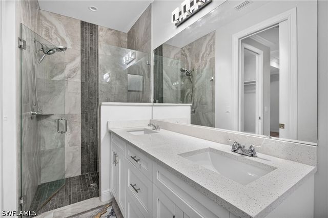 2885 41st AVE NE, Naples, FL 34120