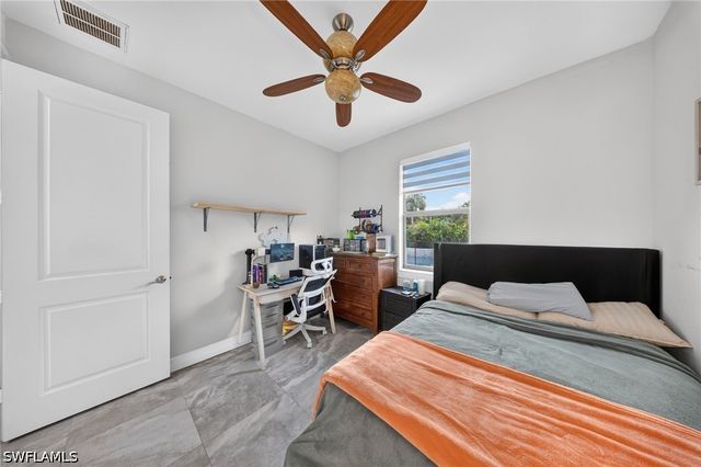 2885 41st AVE NE, Naples, FL 34120