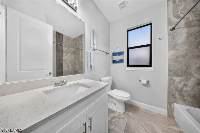 2885 41st AVE NE, Naples, FL 34120