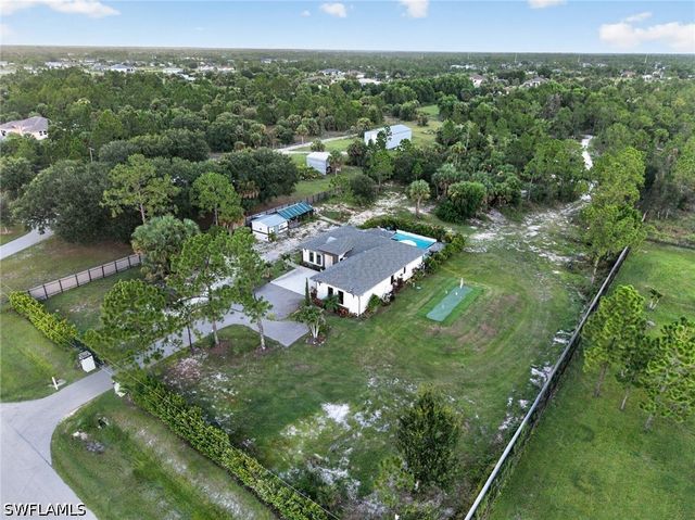 2885 41st AVE NE, Naples, FL 34120