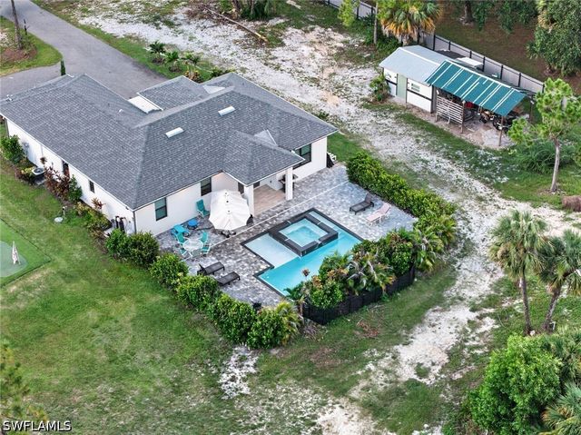 2885 41st AVE NE, Naples, FL 34120