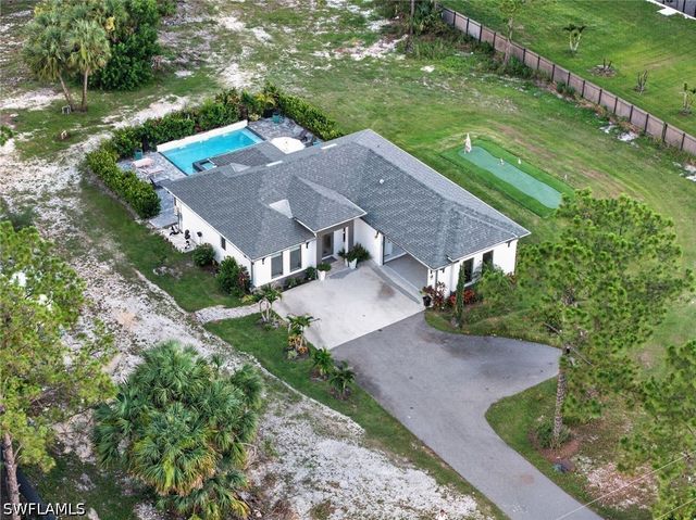 2885 41st AVE NE, Naples, FL 34120