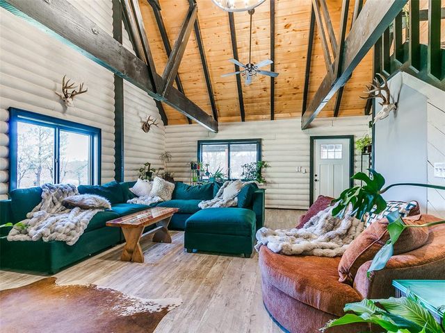 18795 Wildhorse Lane, Harrah, OK 73045