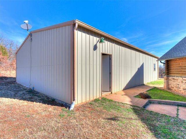 18795 Wildhorse Lane, Harrah, OK 73045