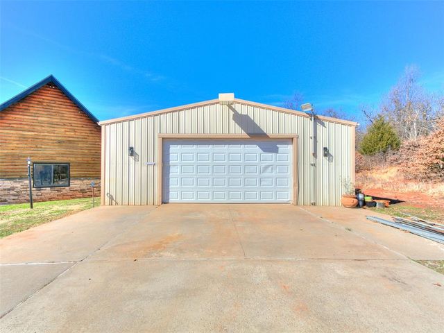 18795 Wildhorse Lane, Harrah, OK 73045