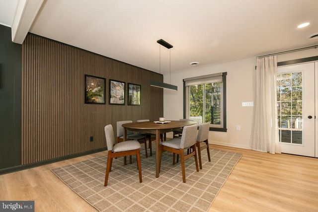 1321 MARSH HILL RD, Mc Henry, MD 21541