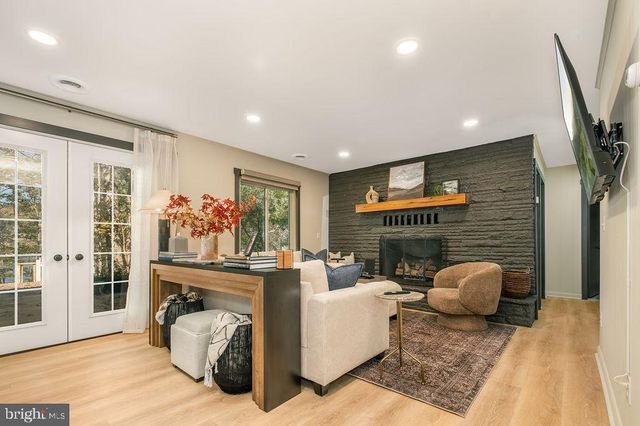 1321 MARSH HILL RD, Mc Henry, MD 21541