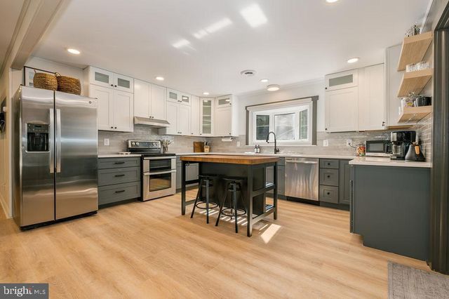 1321 MARSH HILL RD, Mc Henry, MD 21541