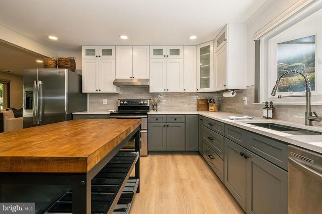 1321 MARSH HILL RD, Mc Henry, MD 21541