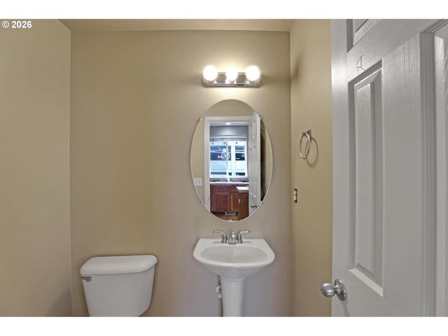 15919 Sw KAYLYNN Ln, Beaverton, OR 97006