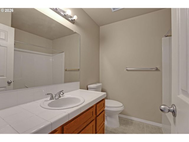 15919 Sw KAYLYNN Ln, Beaverton, OR 97006
