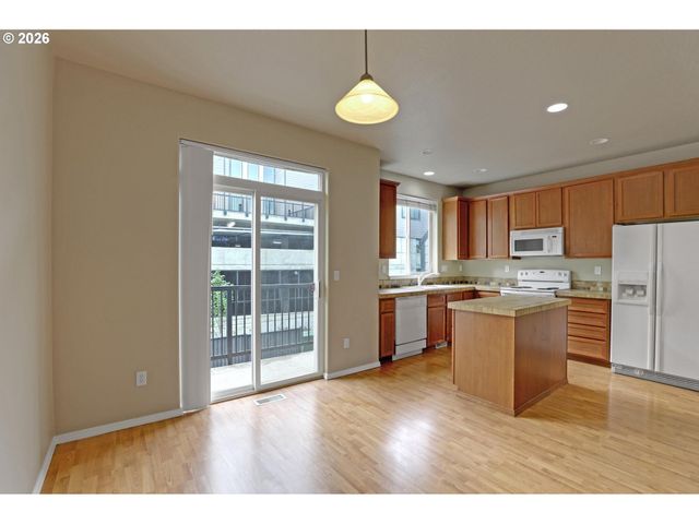 15919 Sw KAYLYNN Ln, Beaverton, OR 97006