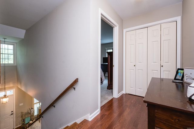 51 Saint Thomas Court, Little Rock, AR 72211