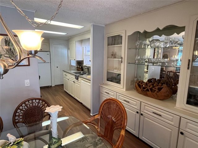 803 JOLANDA CIRCLE, Venice, FL 34285