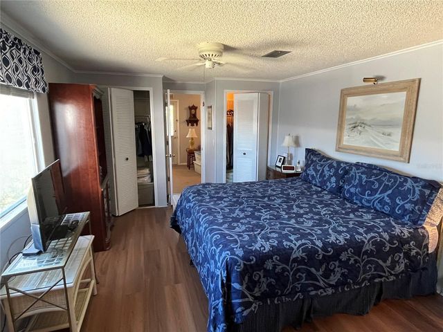 803 JOLANDA CIRCLE, Venice, FL 34285