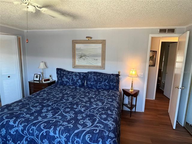 803 JOLANDA CIRCLE, Venice, FL 34285