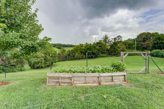 201 Hartsell Road, Jonesborough, TN 37659