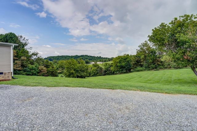 201 Hartsell Road, Jonesborough, TN 37659