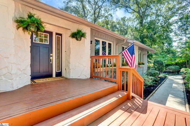 204 Fishbrook Way, Simpsonville, SC 29681
