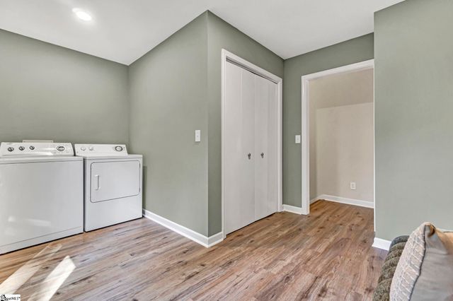 204 Fishbrook Way, Simpsonville, SC 29681
