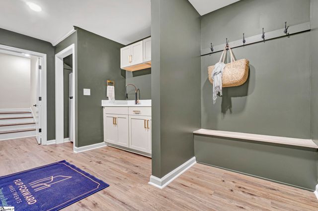 204 Fishbrook Way, Simpsonville, SC 29681