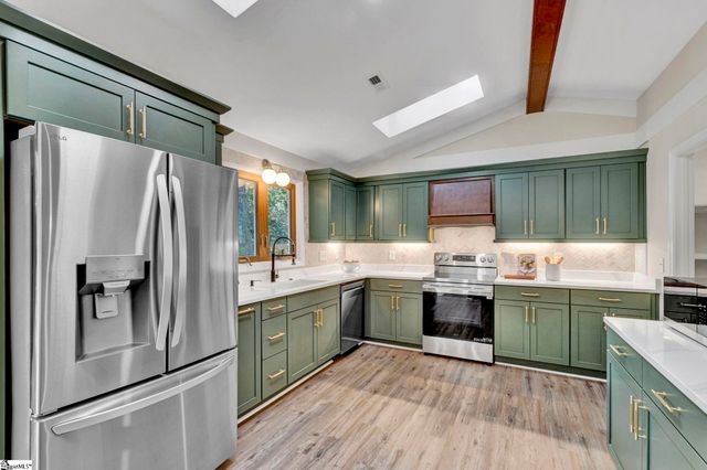 204 Fishbrook Way, Simpsonville, SC 29681