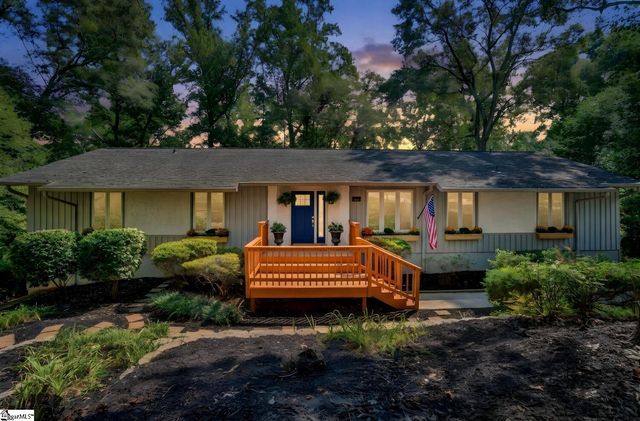 204 Fishbrook Way, Simpsonville, SC 29681