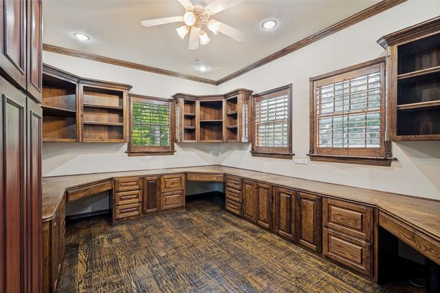 1634 Oak Ridge Drive, Corinth, TX 76210