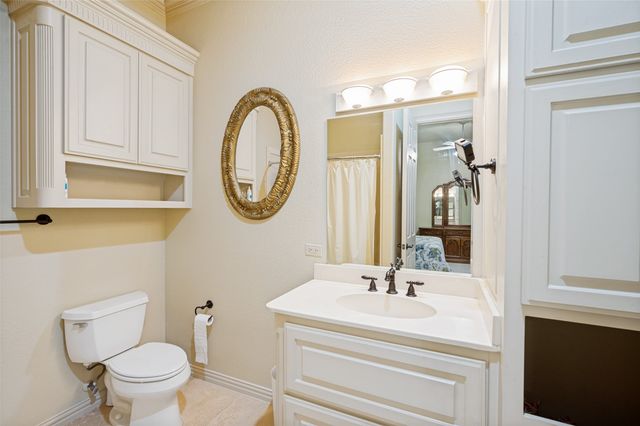 1634 Oak Ridge Drive, Corinth, TX 76210