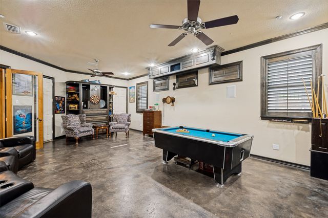 1634 Oak Ridge Drive, Corinth, TX 76210