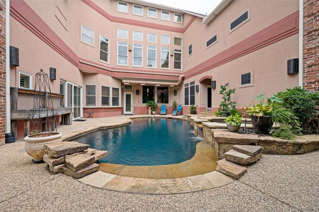 1634 Oak Ridge Drive, Corinth, TX 76210