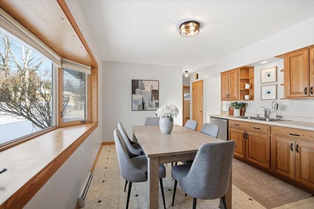 963 14th AVENUE, Grafton, WI 53024