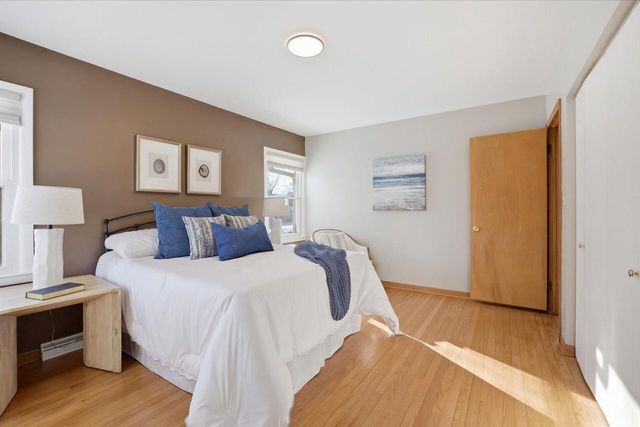 963 14th AVENUE, Grafton, WI 53024