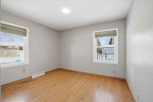 963 14th AVENUE, Grafton, WI 53024