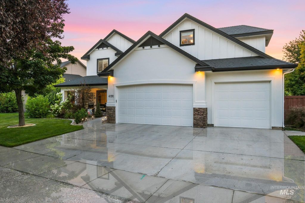4191 N Heritage Woods Way, Meridian, ID 83646 photo 2